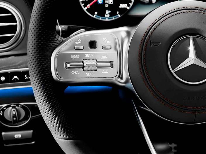 Кнопки руля Mercedes-Benz Мерседес S-Class 2018 года