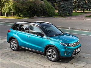 Предпросмотр suzuki vitara 2015 вид спереди сбоку