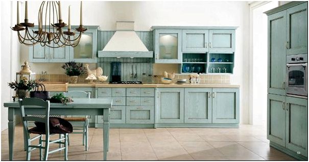 Фото 5 - Интерьер деревянной кухни в классическом стиле