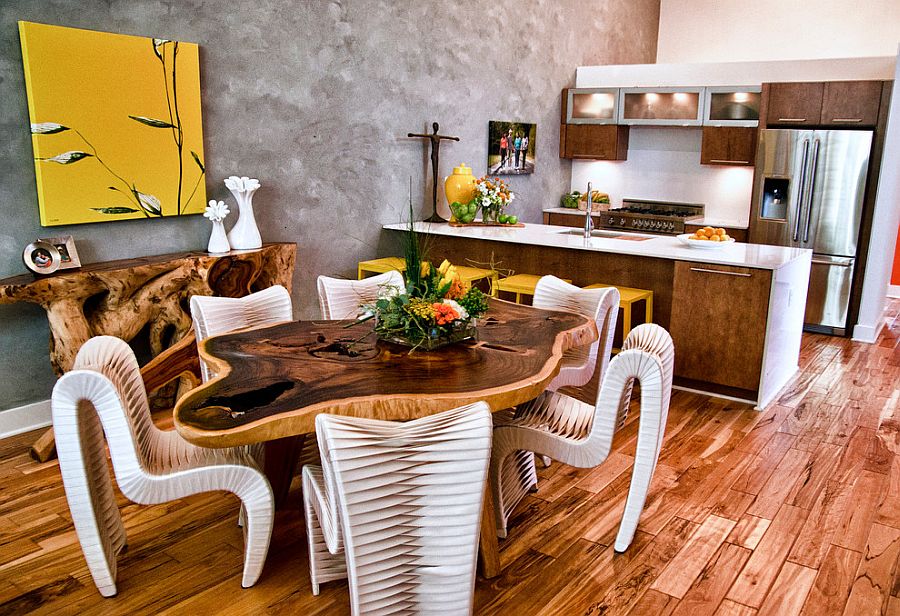 Серо-жёлтый интерьер кухни: изысканный деревянный стол