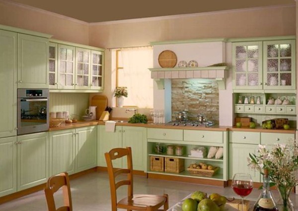 кухня фисташкового цвета в стиле прованс