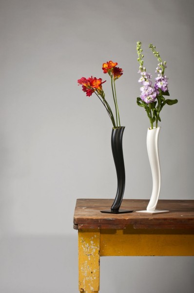 вазы с цветами в интерьере