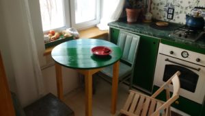 Как сделать круглый стол на кухню своими руками в домашних условиях