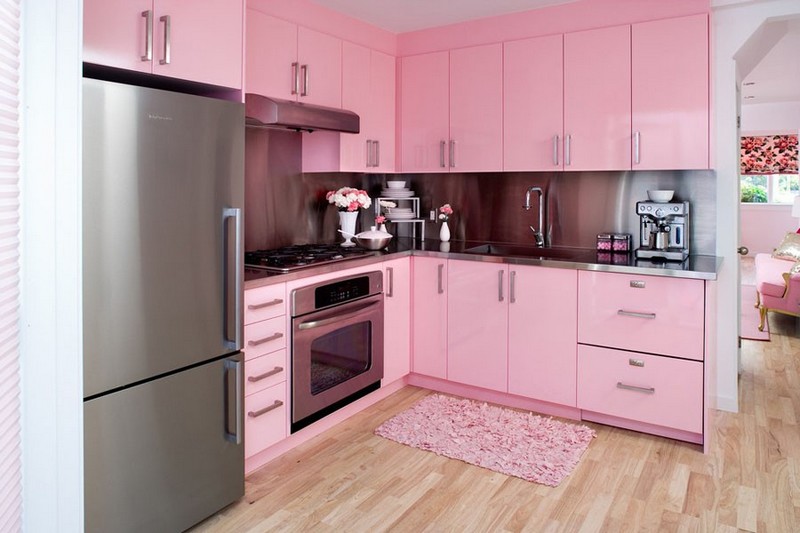 розовый цвет в интерьере кухни фото
