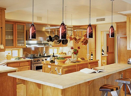 Подвесные светильники для кухни в классическом стиле
