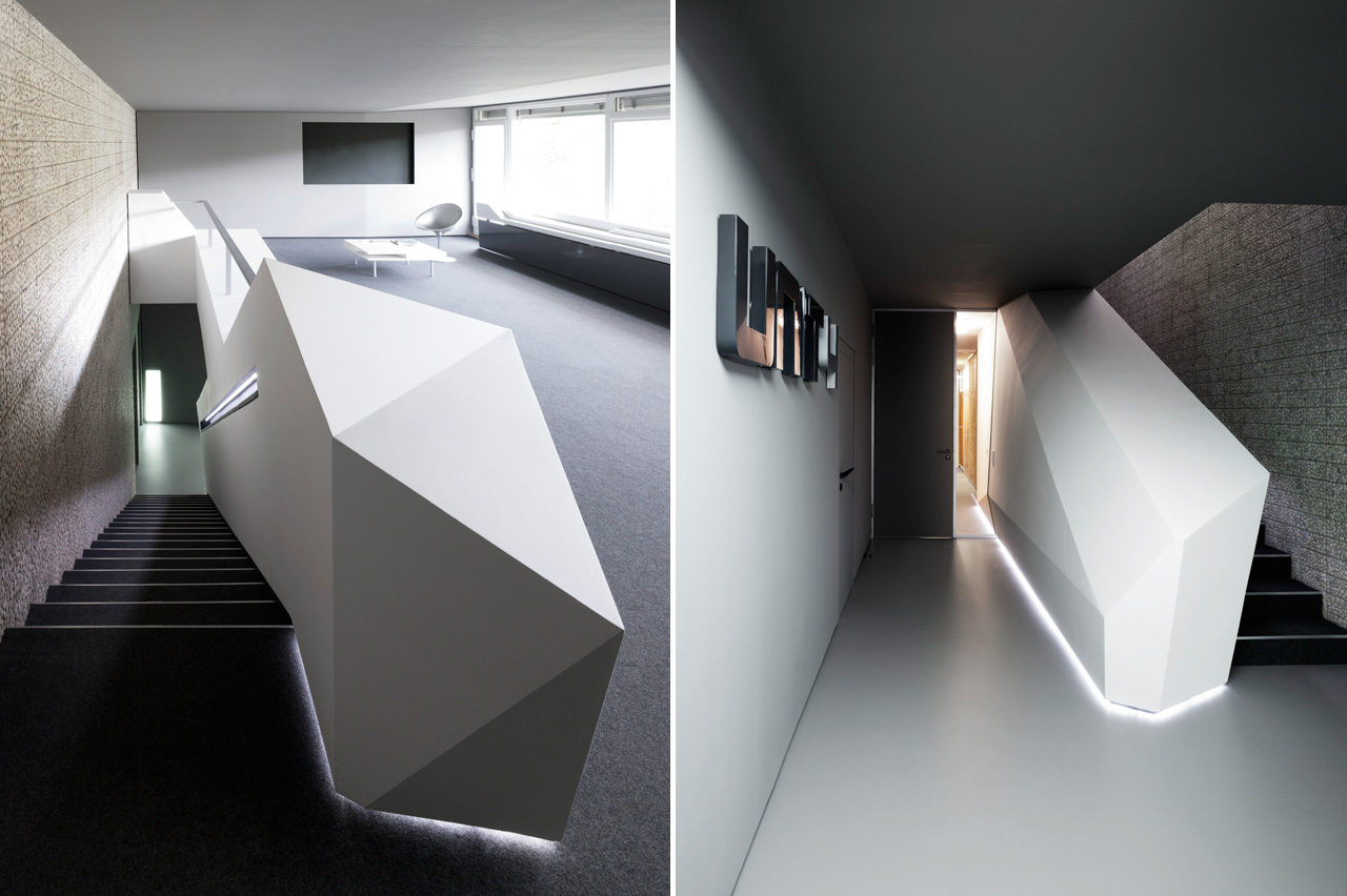 Геометрическая форма перила лестницы в интерьере офисных помещений