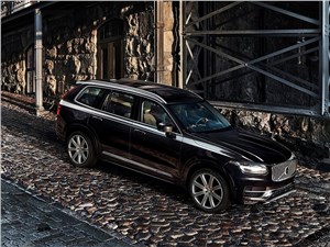 Предпросмотр volvo xc90 2015 вид спереди сверху