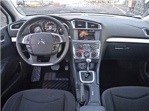 интерьер citroen c4 седан