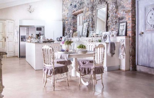 сиреневый цвет в интерьере кухни в стиле прованс