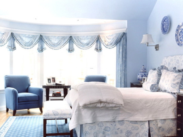 Голубые обои для спальни: идеи для интерьера