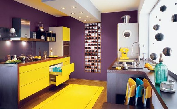 Сочетание желтого и фиолетового цвета в интерьерах (45 фото)