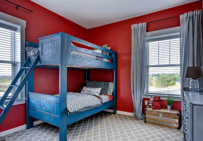 красно-синяя детская комната