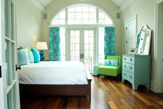 зелено-бирюзовая спальня