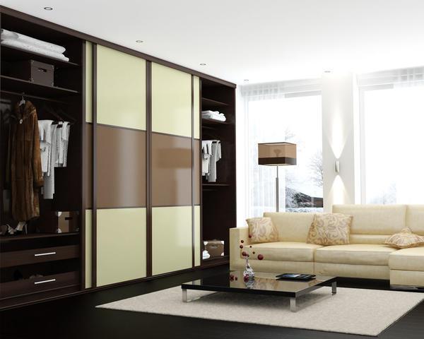Для того чтобы гостиная выглядела гармоничной, необходимо дизайн шкафа выбирать с учетом интерьера комнаты