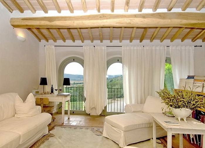 Солнечный тосканский стиль интерьера гостиницы Conti di San Bonifacio 9 (700x504, 87Kb)