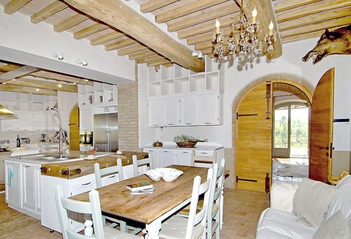 Солнечный тосканский стиль интерьера гостиницы Conti di San Bonifacio 8 (700x476, 103Kb)