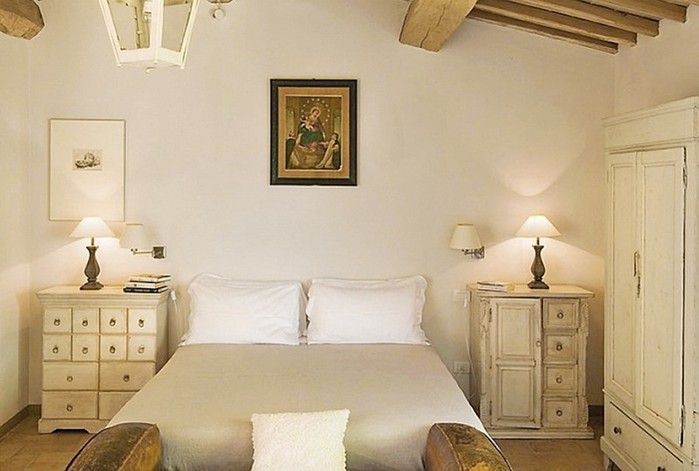 Солнечный тосканский стиль интерьера гостиницы Conti di San Bonifacio 15 (700x471, 62Kb)