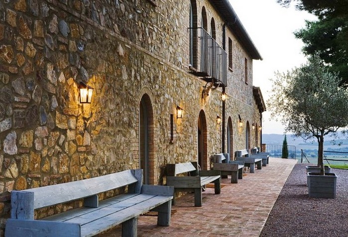 Солнечный тосканский стиль интерьера гостиницы Conti di San Bonifacio 19 (700x476, 136Kb)
