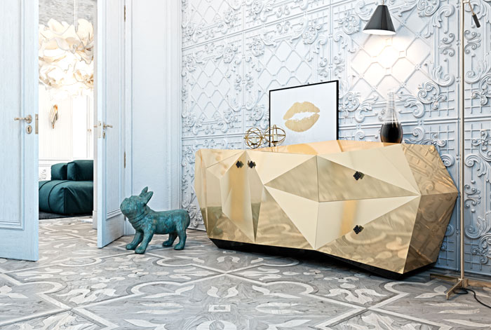 Дизайн интерьера роскошной квартиры: золотого цвета комод