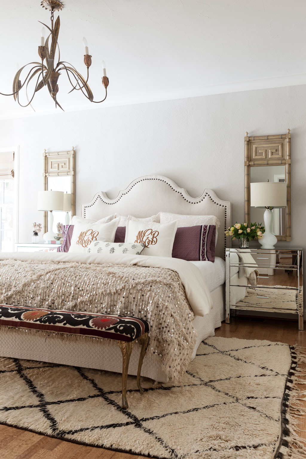 Оформление интерьера спальни в классическом стиле