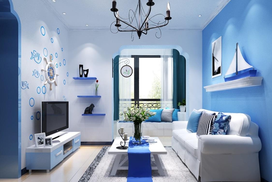 Стоит учитывать влияние освещения на восприятие голубого цвета в помещении
