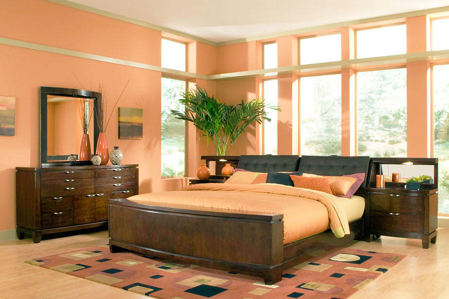 Сделать дизайн спальни уникальным и оригинальным можно при помощи сочетания персикового оттенка с другими цветовыми гаммами