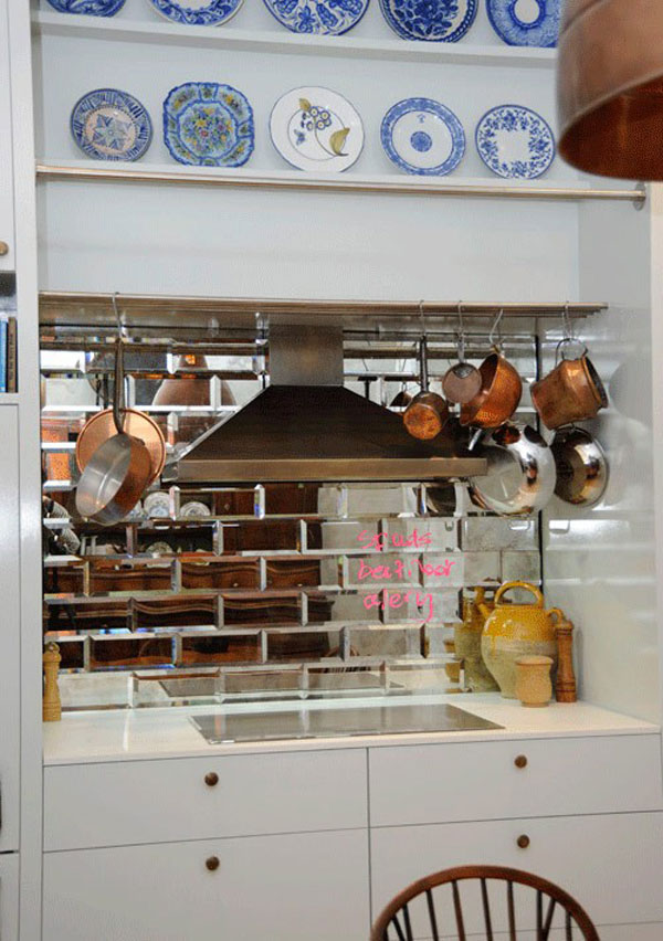 Оформление кухонного фартука керамической плиткой metro