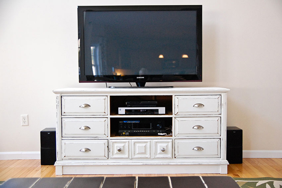 Размеры телевизора по отношению к комоду