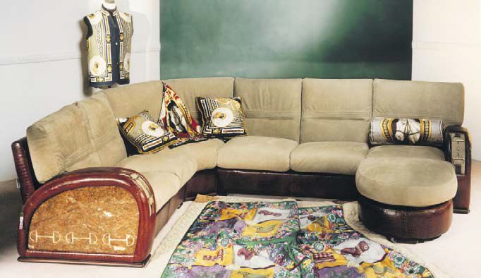 Эксклюзивный угловой диван придает интерьеру роскошь