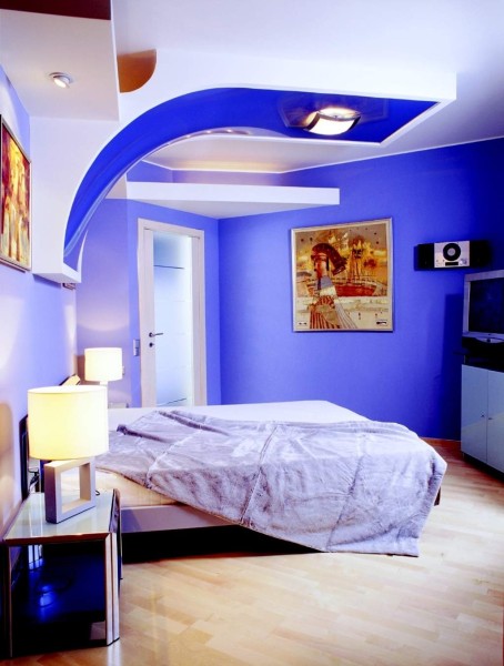 Синий цвет для дизайна спальни