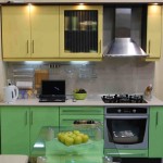 Верх кухни желтый, низ кухни зеленый. Фото 9