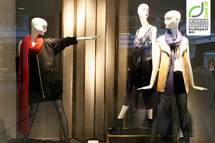 Оформление витрины магазина Zara в Будапеште