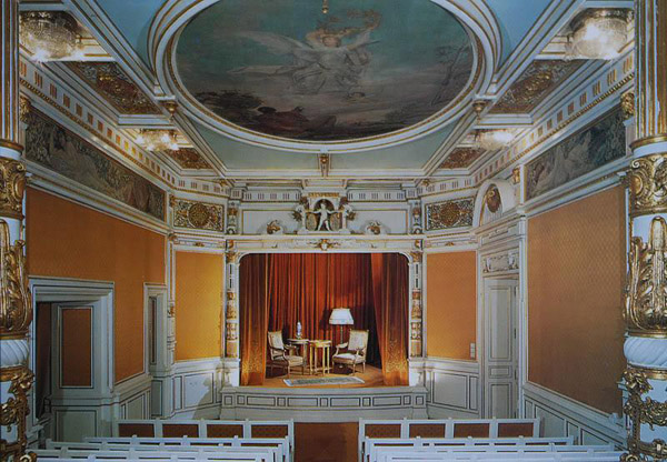 Замок Peles. Театральный зал (Sala de teatru)