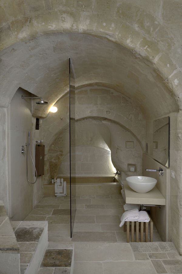 Italian-bathroom-26