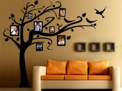 Дерево на стене с фотографиями 