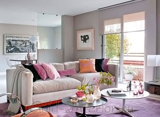 Сиреневый + розовый в дизайне гостиной