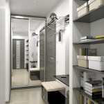 Бело-серая прихожая с практичными шкафами
