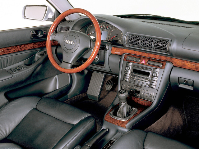 Салон Audi A4 B5. 1997 - 2000 годы