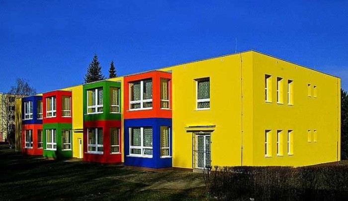 Цветовое решение фасада частного дома фото