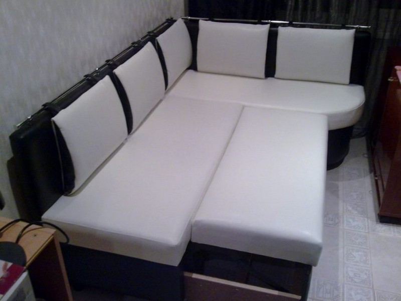 Угловой диван для кухни: плюсы и минусы, как выбрать удобный и практичный диван, 55 фото