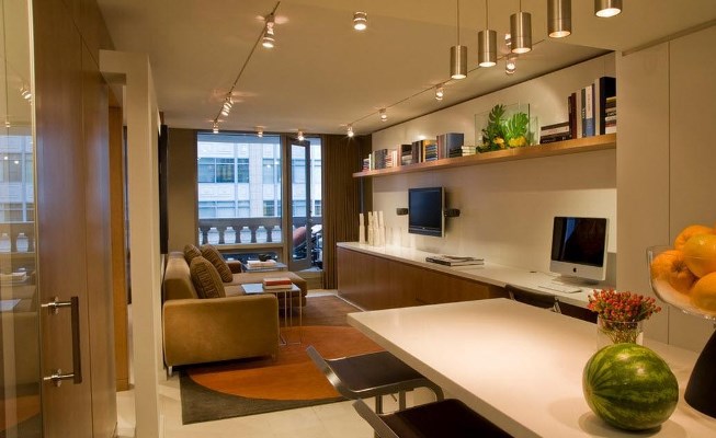 Правильная организация пространства в комнате поможет создать отдельные функциональные зоны в помещении 