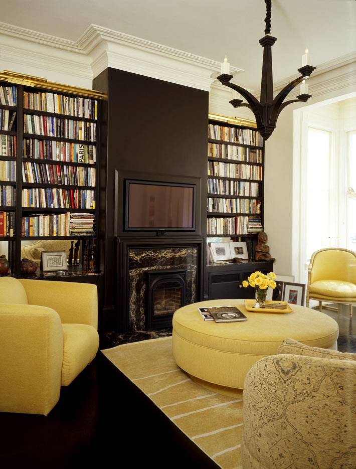 контрастные цвета - желтый и черный в интерьере одной комнаты