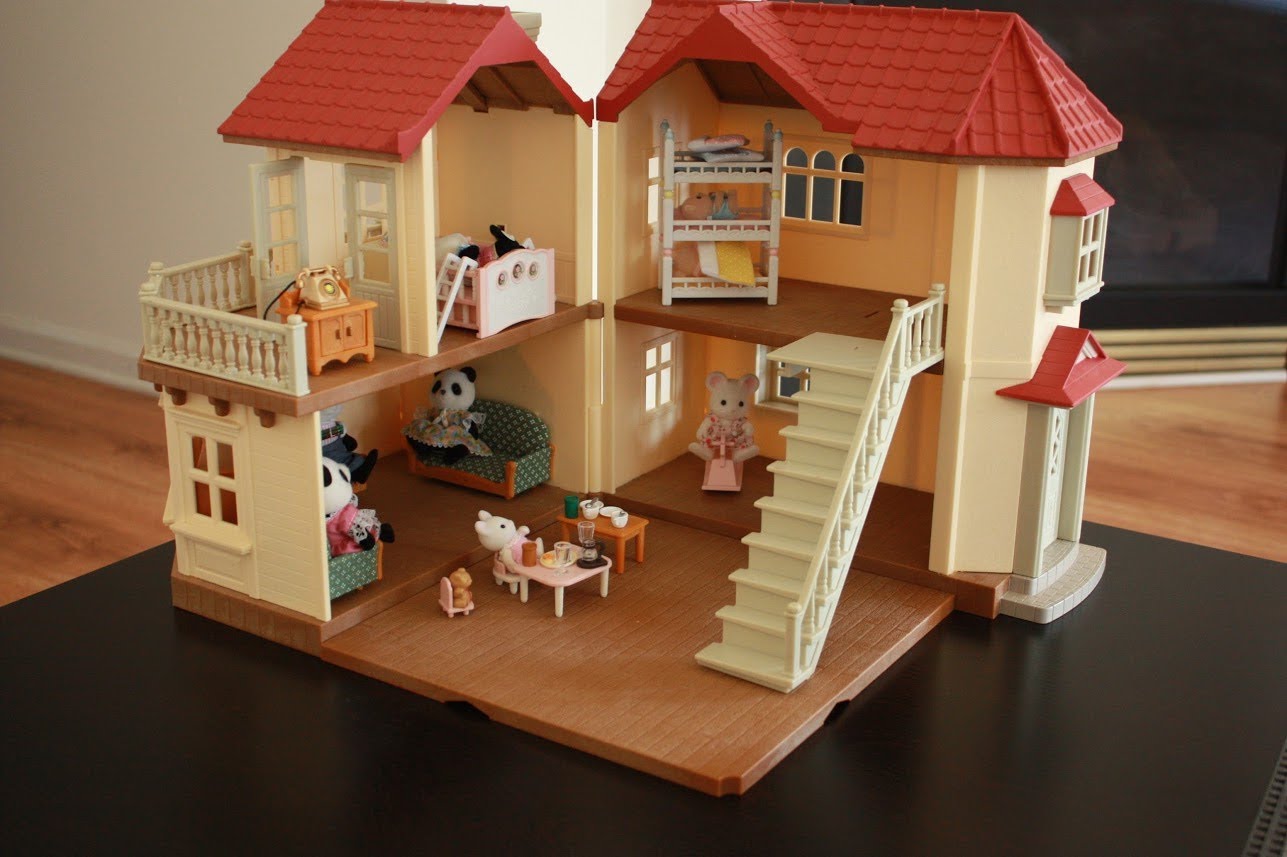 Двухэтажный домик для ребенка