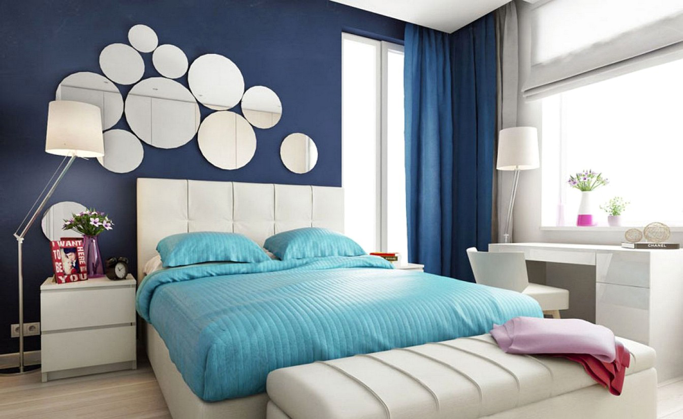 Голубое постельное белье в спальне