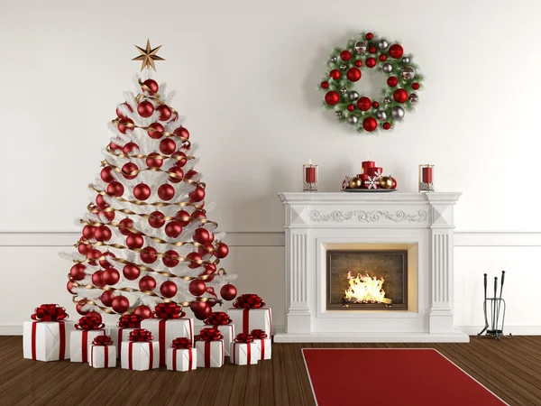 Рождественский интерьер с классическим камином — стоковое фото