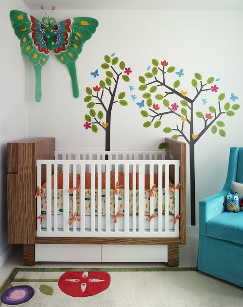 Бабочки в интерьере детской комнаты новорожденного