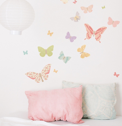 Украшение стен бабочками фото