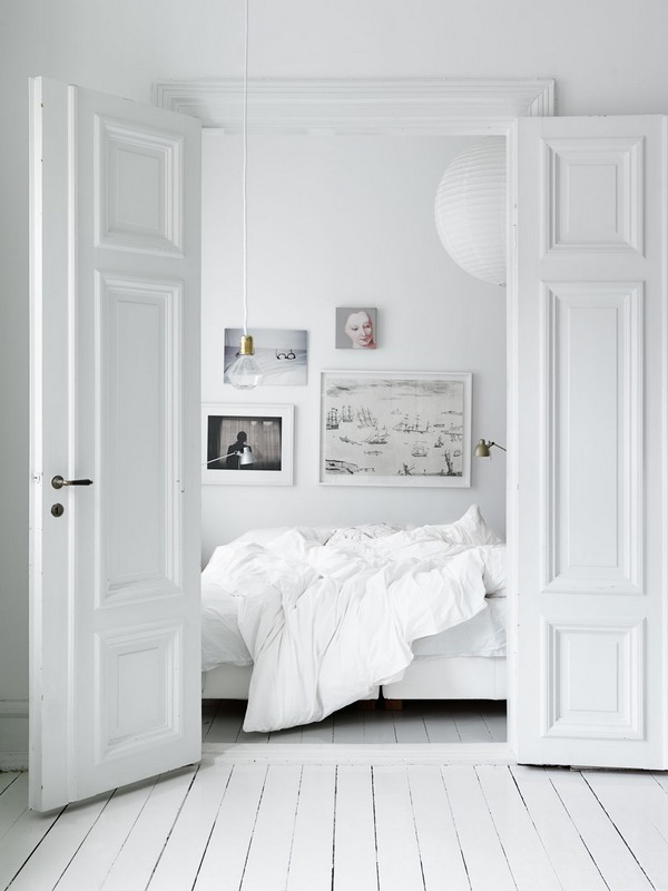 Белый цвет в интерьере скандинавской спальни